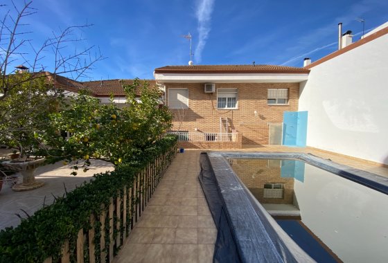 Resale - Townhouse - Sax