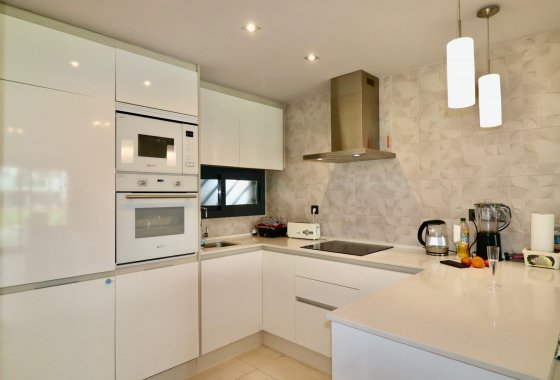 Resale - Apartment - Guardamar del Segura - Guardamar - El Raso