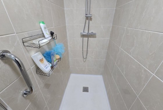 Resale - Villa - Villena