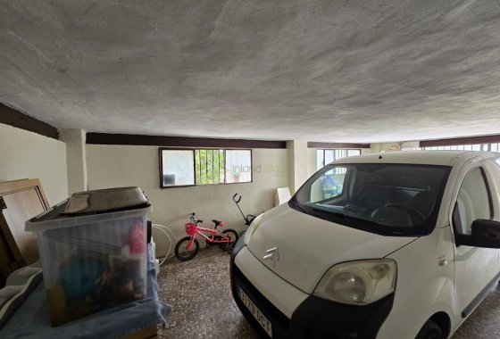 Wiederverkauf - Country House - Sax