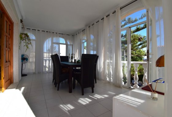 Resale - Villa - Orihuela Costa - Los Balcones