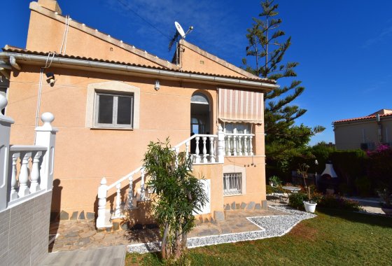 Resale - Villa - Orihuela Costa - Los Balcones