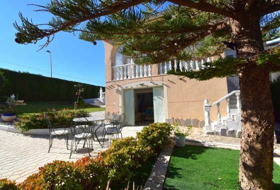 Resale - Villa - Orihuela Costa - Los Balcones