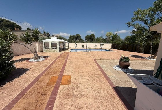 Reventa - Finca/Rustic Property - Castalla