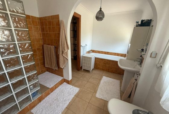 Reventa - Finca/Rustic Property - Castalla