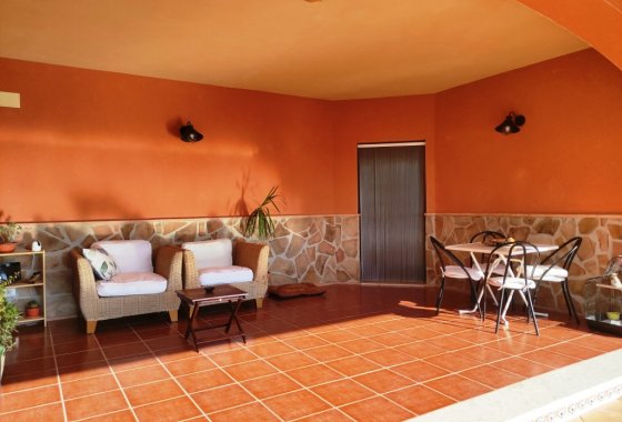 Resale - Villa - Gorga