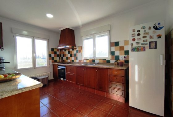 Resale - Villa - Gorga