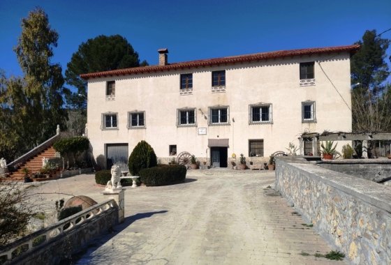 بازفروش - خانه روستایی - Alfafara