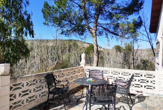 بازفروش - خانه روستایی - Alfafara