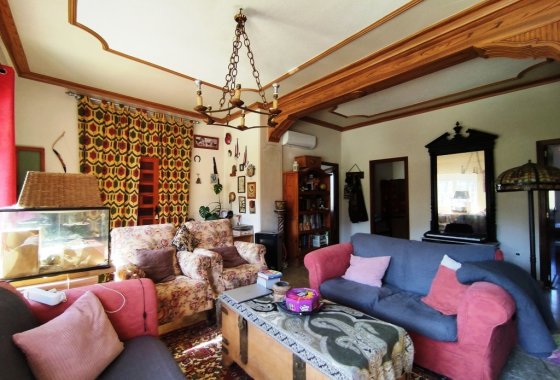 بازفروش - خانه روستایی - Alfafara