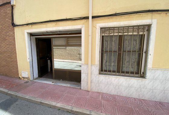 Resale - Apartment - Sax