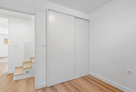 بازفروش - ویلا - Benimar