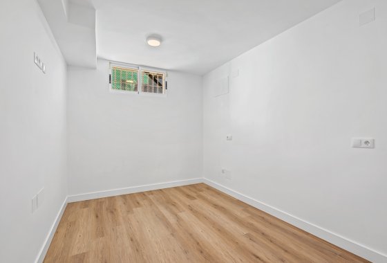 بازفروش - ویلا - Benimar