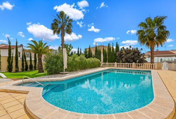 Resale - Villa - Ciudad Quesada