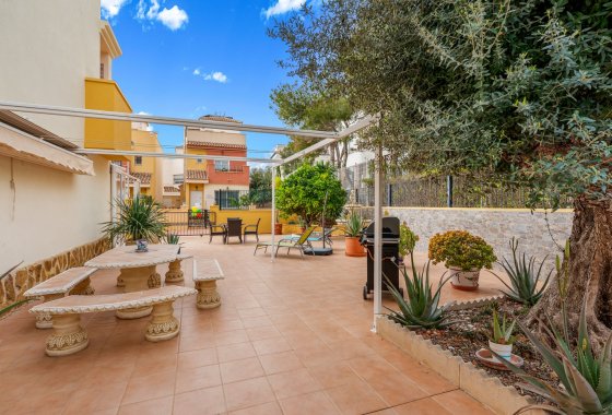 Resale - Townhouse - Orihuela Costa - Villamartín