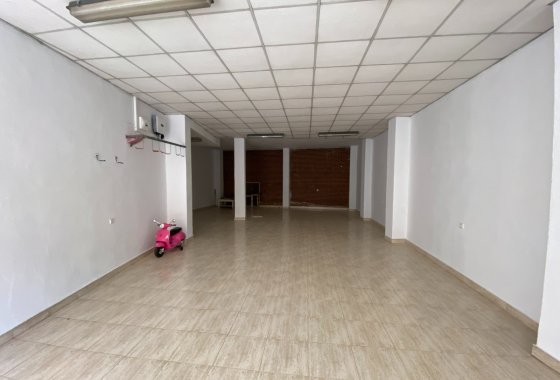 Reventa - Adosado - Sax