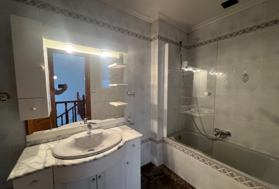 Reventa - Adosado - Sax