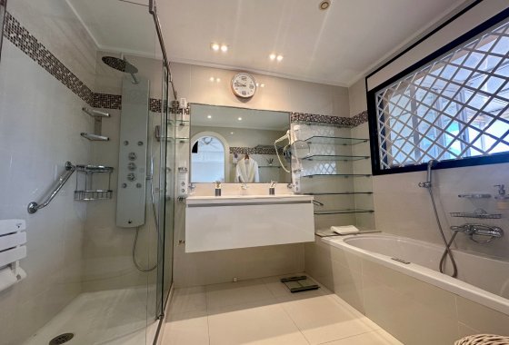 Resale - Apartment - Guardamar del Segura - Marjal Beach