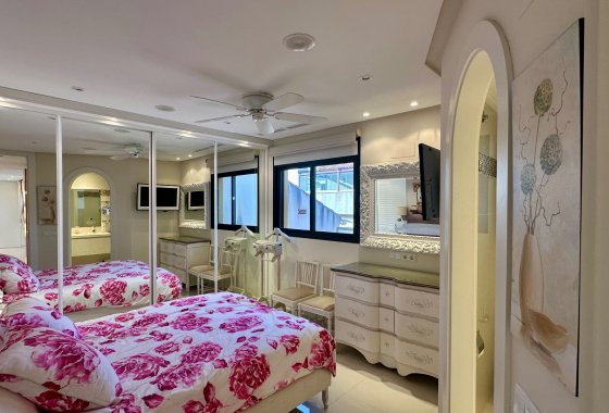 Resale - Apartment - Guardamar del Segura - Marjal Beach