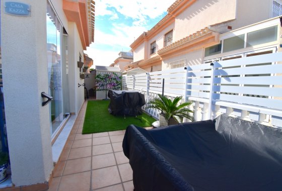 Resale - Villa - Orihuela Costa - Playa Flamenca