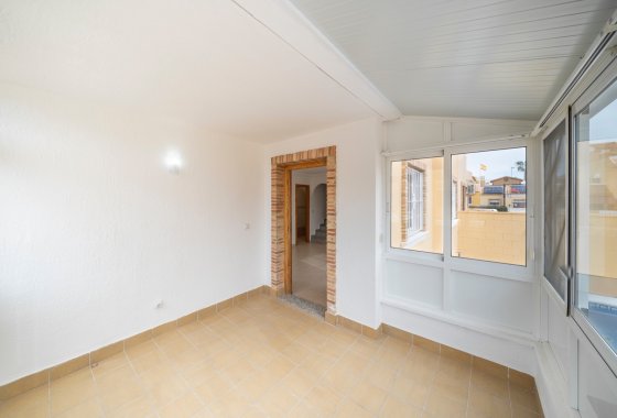 Resale - Townhouse - Ciudad Quesada