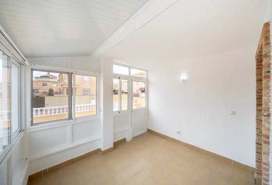 Resale - Townhouse - Ciudad Quesada