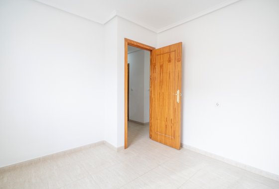 Resale - Townhouse - Ciudad Quesada