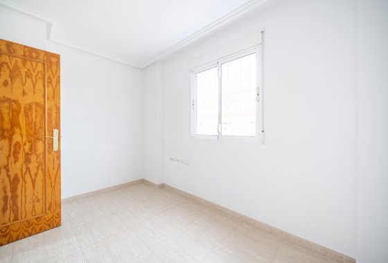 Resale - Townhouse - Ciudad Quesada