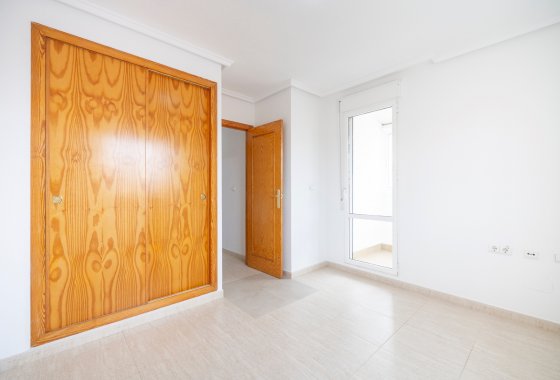 Resale - Townhouse - Ciudad Quesada