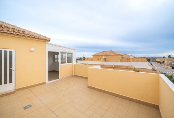 Resale - Townhouse - Ciudad Quesada