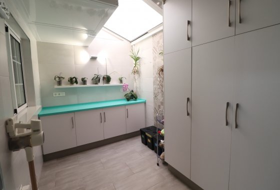 Wiederverkauf - Stadthaus - Redován - Redovan - Town