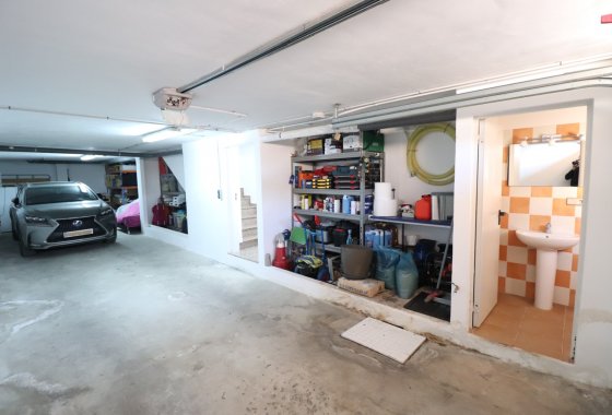 Wiederverkauf - Stadthaus - Redován - Redovan - Town