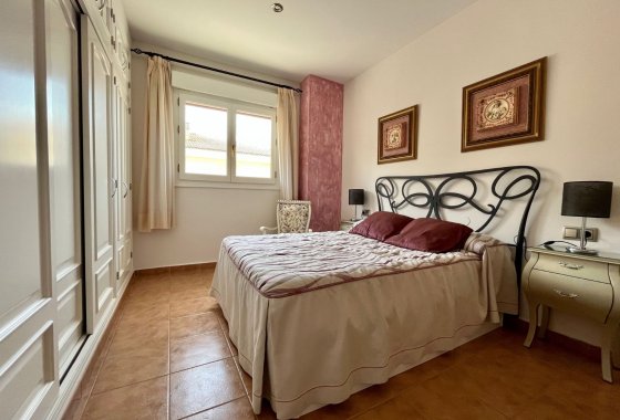 Reventa - Adosado - Sax