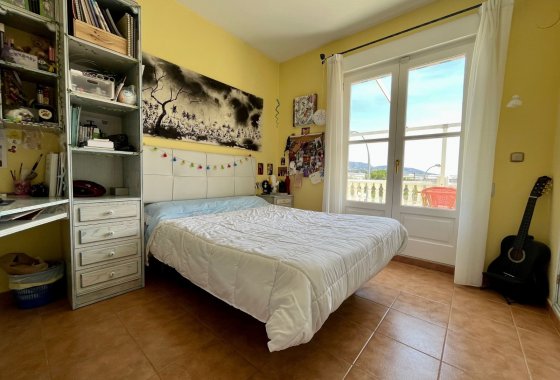 Reventa - Adosado - Sax