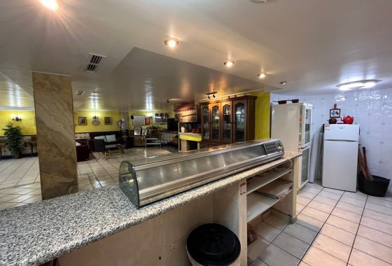 Reventa - Adosado - Sax