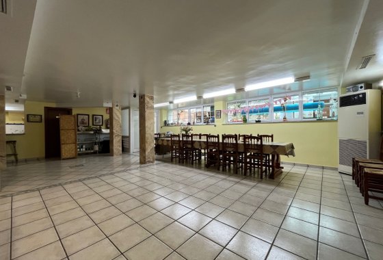 Reventa - Adosado - Sax