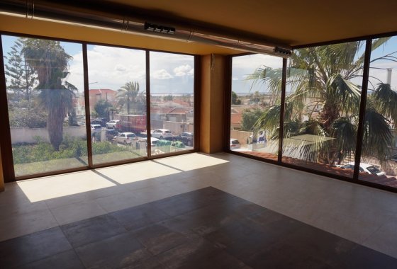 Reventa - Comercial - Ciudad Quesada