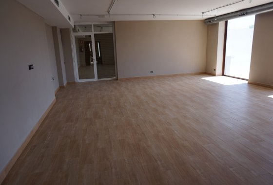 Reventa - Comercial - Ciudad Quesada