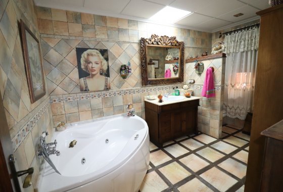 بازفروش - ویلا - Daya Nueva