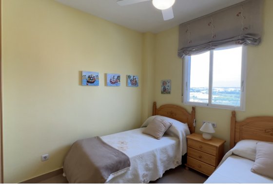 Resale - Apartment - Guardamar del Segura - Puerto