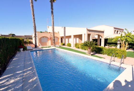 Wiederverkauf - Villa - Torrevieja - Los Balcones