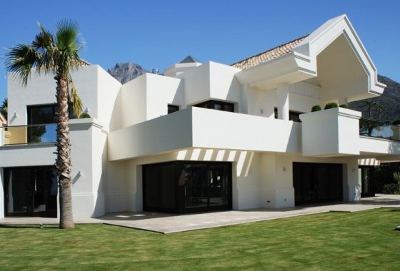 Resale - Villa - Marbella - Sierra Blanca