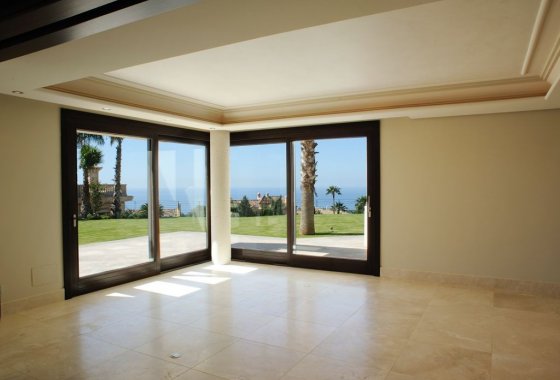 Resale - Villa - Marbella - Sierra Blanca